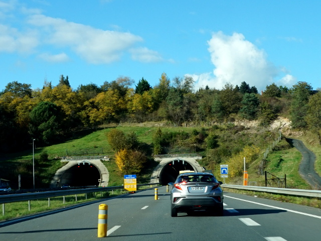 DSC03791a20tunnel