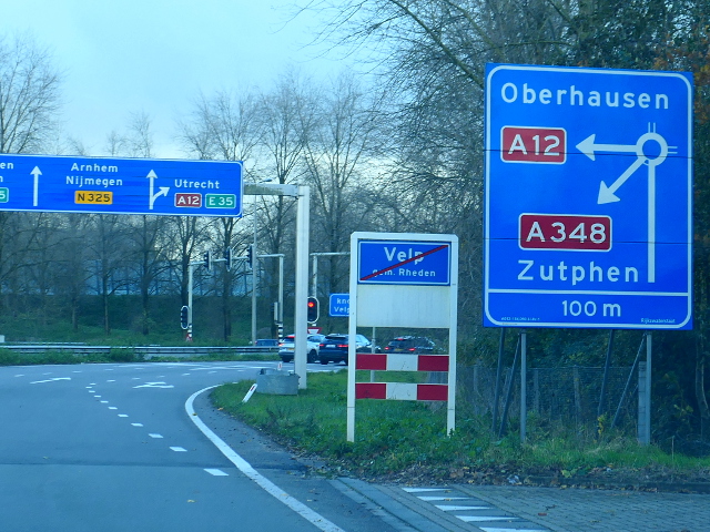 P1190060a348velper