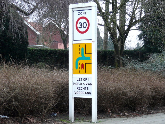 P1120969hofjesvanrechts